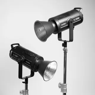 2× Godox SL200II