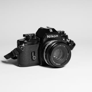 Nikon EM