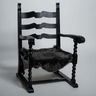 Schwarzer Kolonial-Sessel