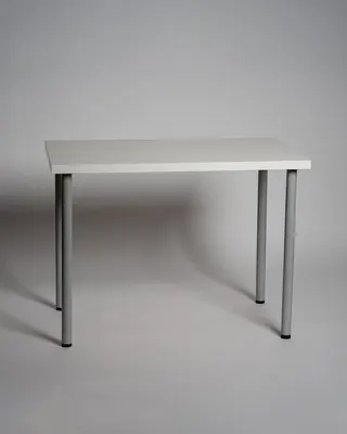 Weißer Schreibtisch