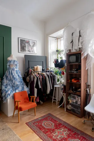 grünem Raum und wardrobe
