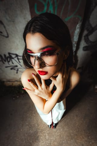 Make-up-Arbeiten von Noémi Holczimmer